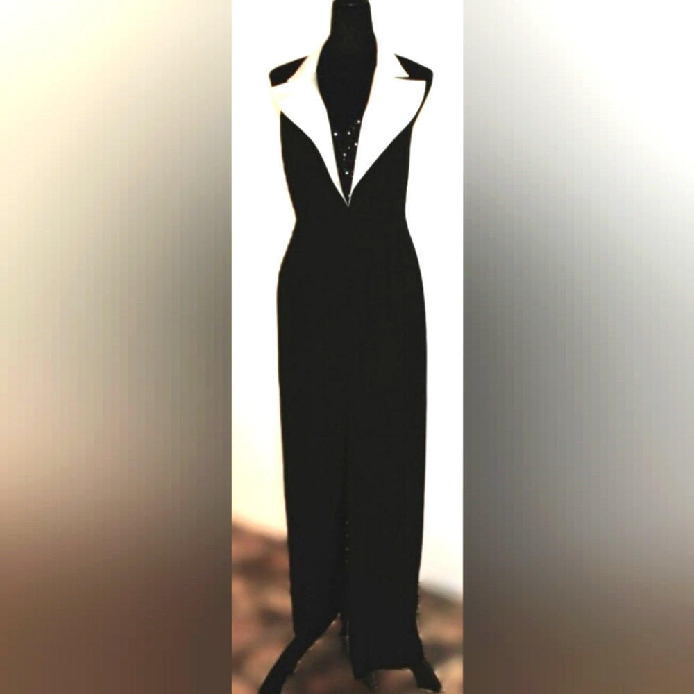 EVER BEAUTY CLASSIC TUXEDO DRESS